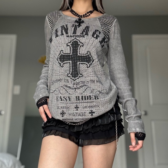 Vintage Rhinestone Top - Picture 3 of 14